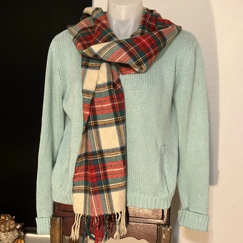 Cashmere plaid handwoven tartan scarf from Scotland  62 x 12 with 3” fringe
